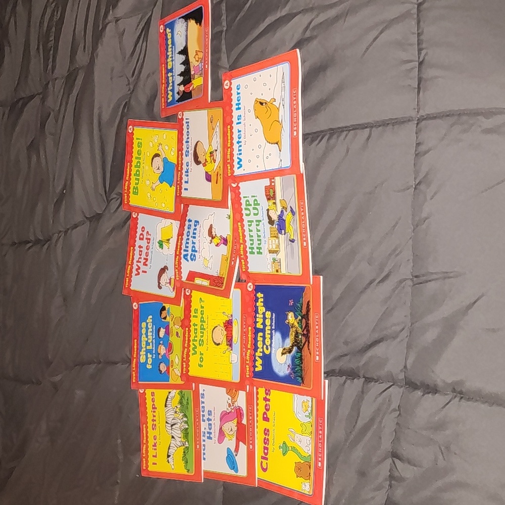 13 SCHOLASTIC First little readers books